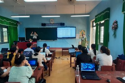 Chiều ngày 15/10/2022, trường TH Hành Trung tổ chức cho toàn thể CB-GV-NV tập huấn chuyển đổi số. Buổi tập huấn thành công tốt đep Chiều ngày 15/10/2022, trường TH Hành Trung tổ chức cho toàn thể CB-GV-NV tập huấn chuyển đổi số. Buổi tập huấn thành công tốt đep